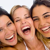 Limpieza, Revisión Dental y Ortopantomografía Limpieza, Revisión Dental y Ortopantomografía